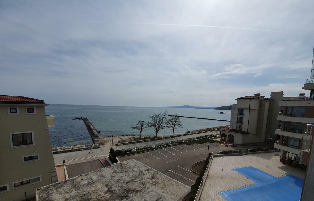 Apartments In Princess Residence Balchik Exterior photo